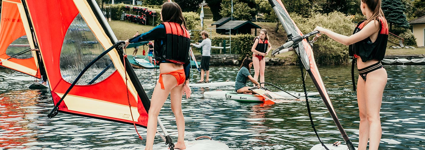 Schulsportwochen - Surfen am Millsttter See